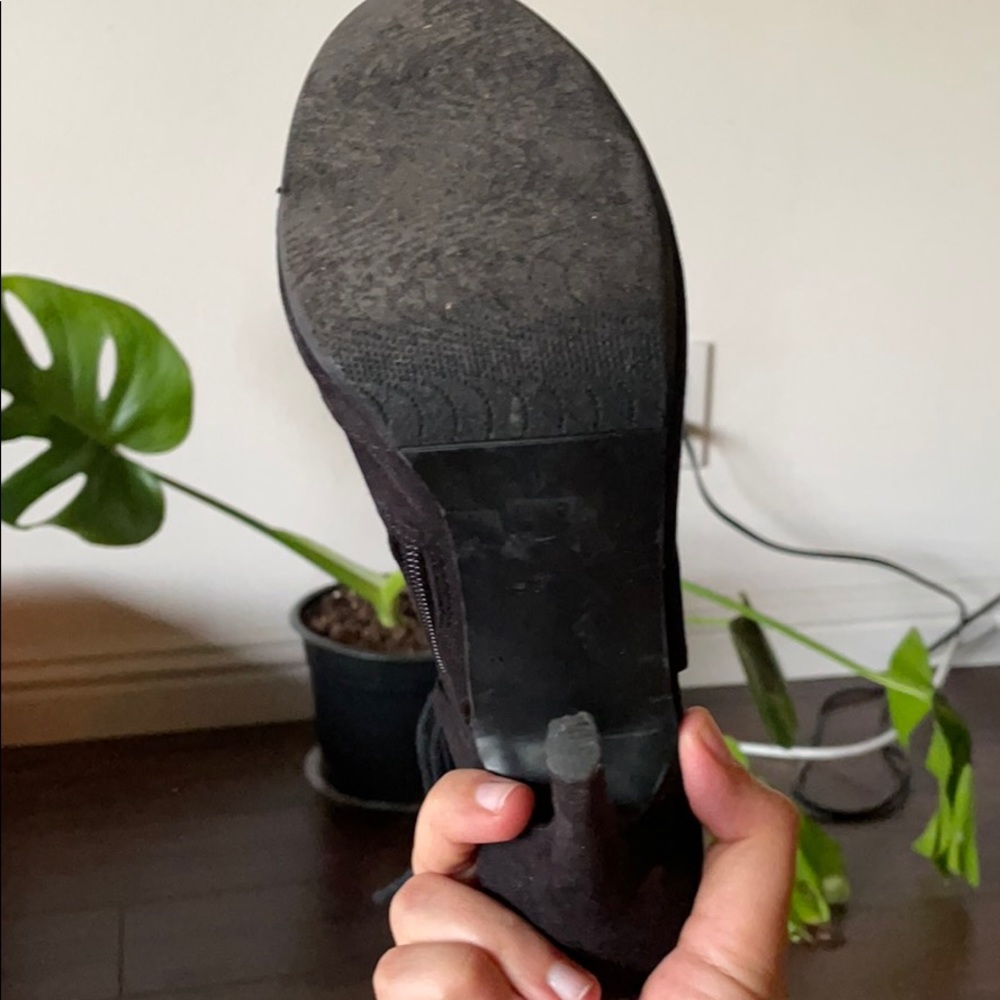Chinese Laundry Lace Up Heel - Picture 5 of 8